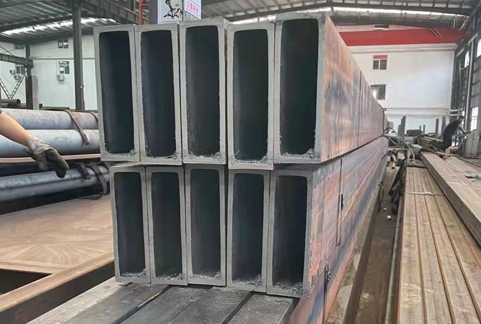 阿巴嘎无缝方矩管