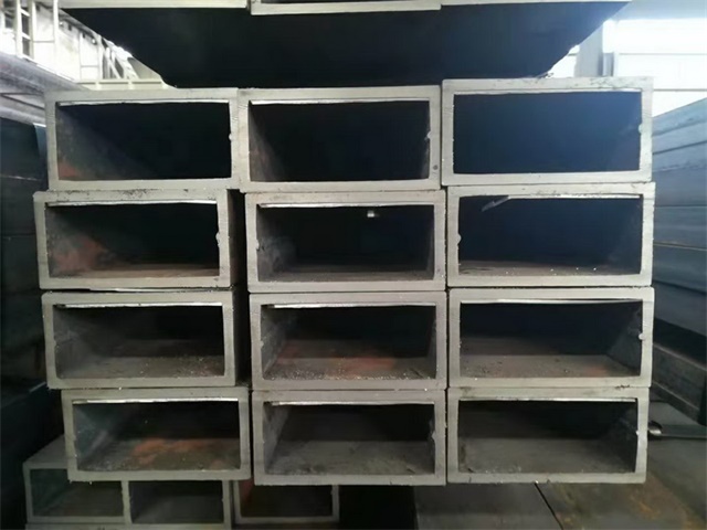 江夏Q235冷拔方管材质特点 适用工程场景分析